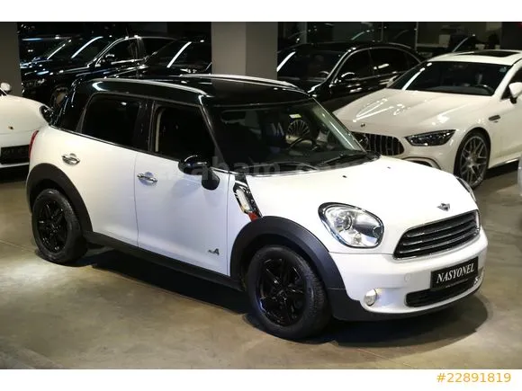 MINI Cooper Countryman 1.5 ALL4 Signature Image 5